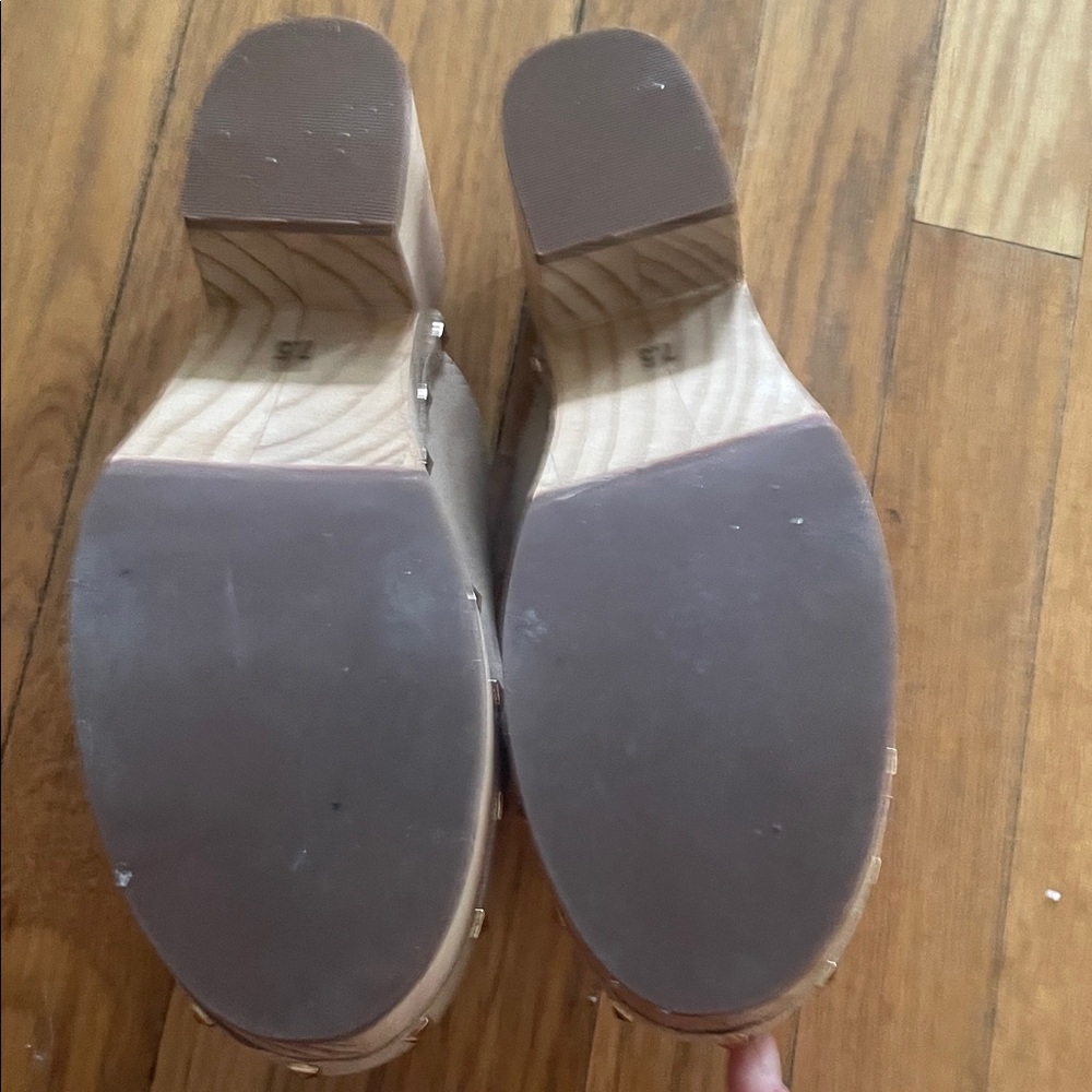 Steve Madden Chunky Bushwick Clogs 7.5 - Picture 5 of 6